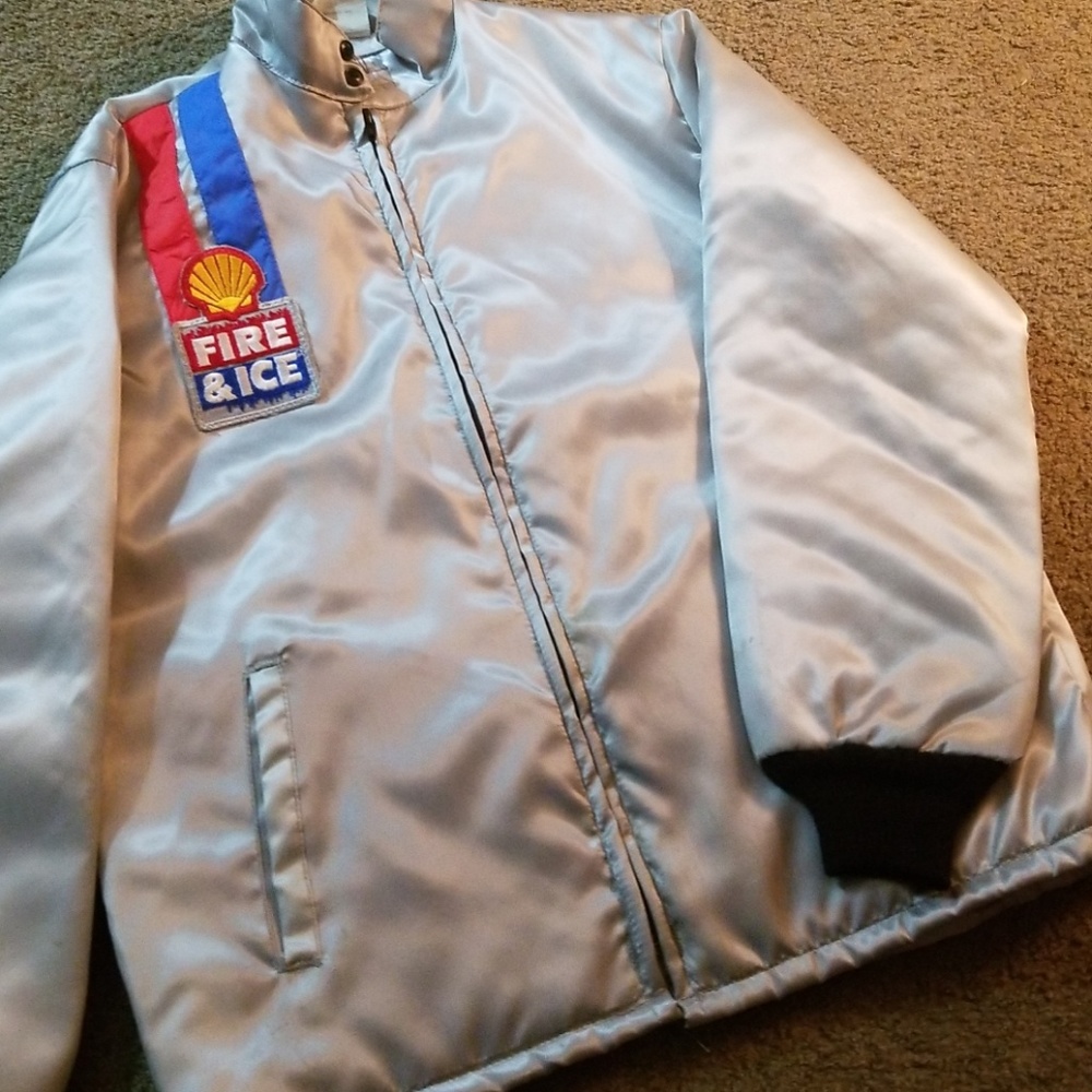 Vintage 1980's Shell gasoline jacket
